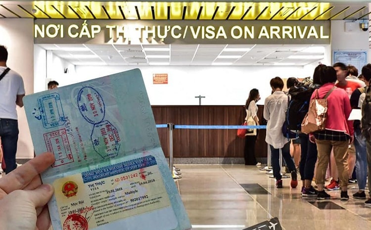 Chi phí xin visa Việt Nam 2025 – Giá thật và ‘phí ẩn’ cần tránh